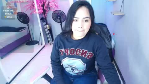 sofi creammy online show from May 30, 12:36 pm