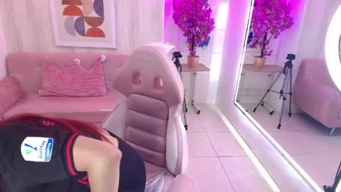 Sofia  online show from May 6, 6:56 pm