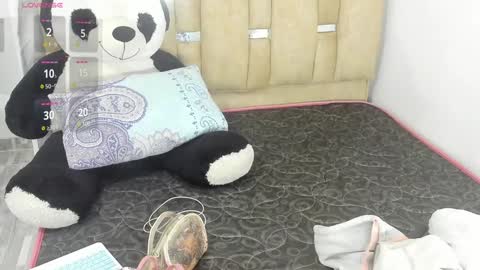 sofi smith online show from February 5, 7:53 pm