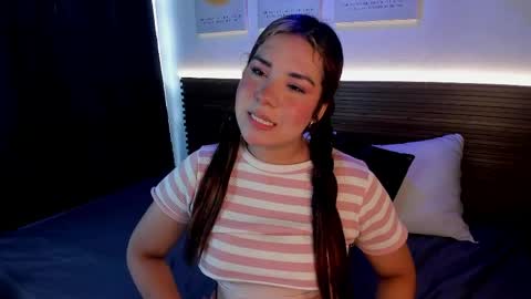 Sofia online show from June 5, 9:54 pm