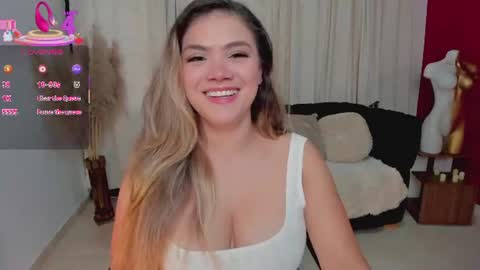 sofia_velvetx online show from June 22, 2:47 pm