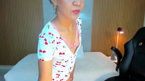 sofia samm online show from November 25, 3:20 am