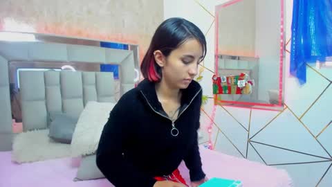 Sofii  Parker online show from December 18, 9:08 pm