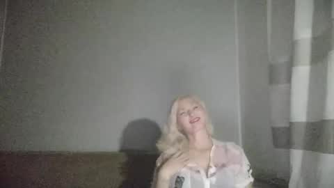 Sofi online show from November 11, 5:10 pm