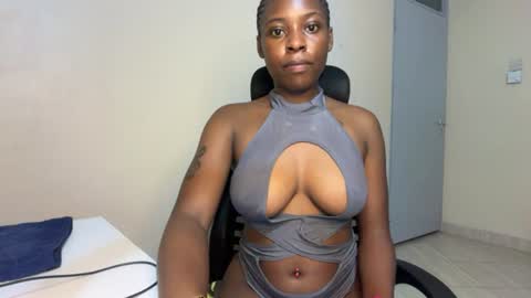 soft_nicole online show from June 22, 11:24 pm