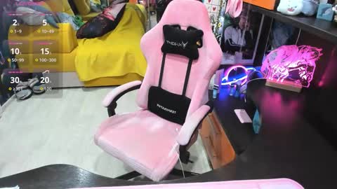 Sofie online show from March 27, 3:52 am