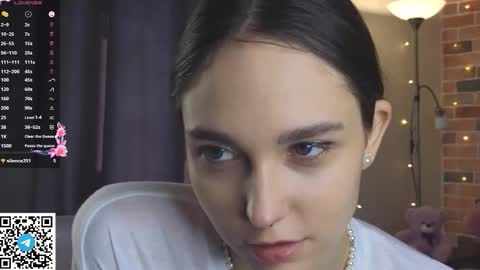 Elly online show from November 8, 6:40 am