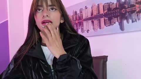 sofy_durand online show from March 24, 11:59 am