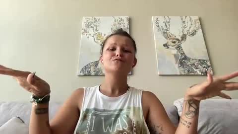 SomeonesDay online show from June 24, 12:15 pm