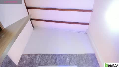 Sophie Sweet online show from April 5, 5:28 am