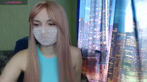 Sophie online show from March 10, 9:24 am