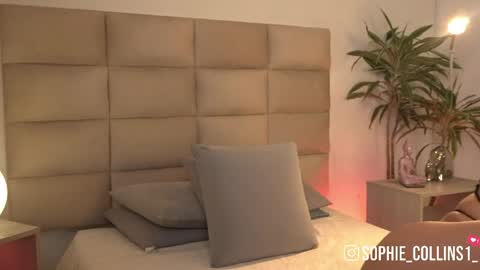 Sophie online show from May 27, 11:51 am
