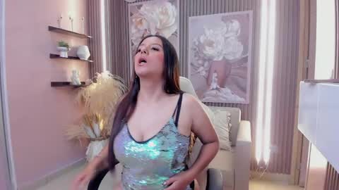 Sopjie online show from May 6, 6:56 pm