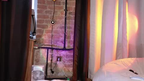 soulmeinme online show from May 29, 8:45 am