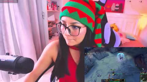 Lili online show from December 22, 9:07 pm