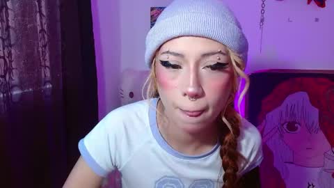  HELLO WELCOME MY NAME IS CHARLOTTE OY A NEW GIRL   online show from April 15, 1:11 pm