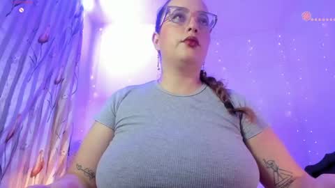 Stacy Boobs  online show from April 29, 10:04 pm