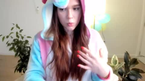 Stacy online show from December 14, 8:03 pm