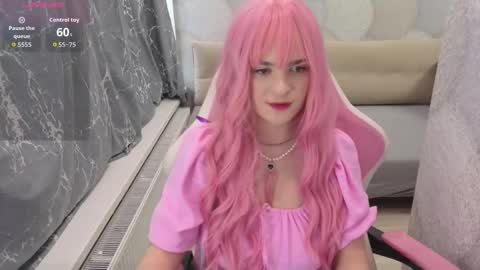 stella820422 online show from March 8, 11:25 am