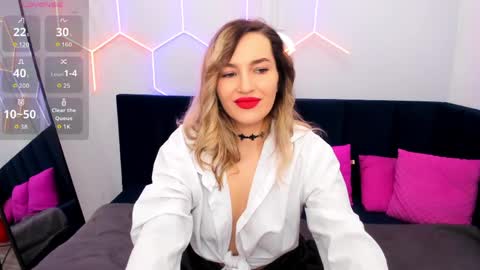 Stella online show from March 31, 1:49 am