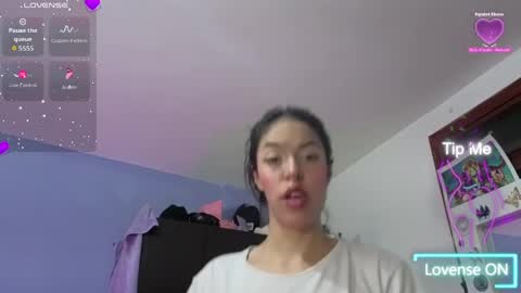 Stephania online show from June 1, 3:47 pm