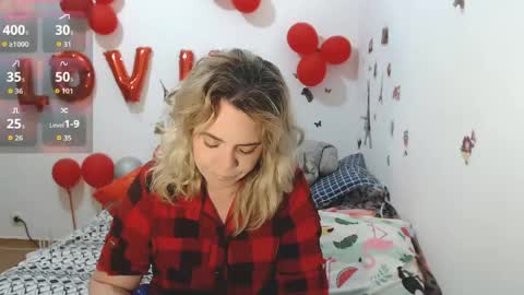 Stephanie   online show from May 19, 8:54 am