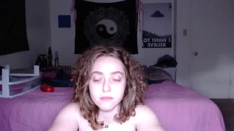 Strawberrylotsacake online show from March 17, 3:38 pm