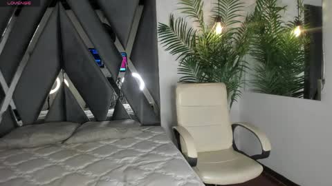 Alexa   online show from April 13, 11:00 am