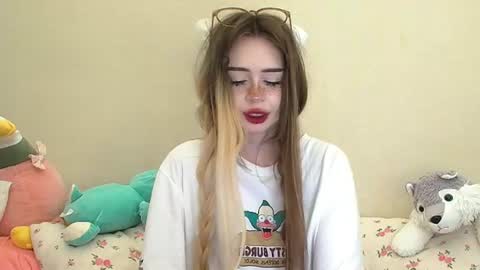 Sue online show from July 5, 10:37 pm