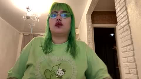 Alice Suicide online show from May 12, 11:33 pm