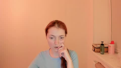 Summer Preston online show from April 10, 8:04 pm