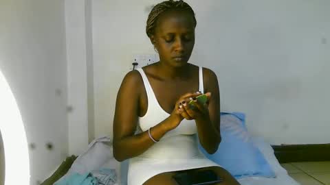 summerdew online show from April 23, 1:24 pm