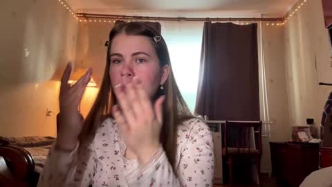 Hello My name is Mary nice to meet you  Telegram cuuutekitten online show from February 9, 12:18 pm