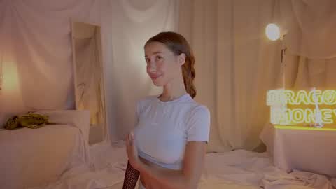 Maria online show from July 8, 9:17 pm