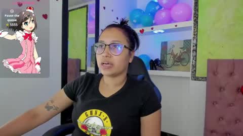 susan online show from March 23, 8:59 pm