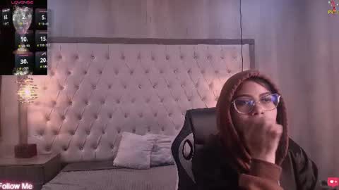 susan_voltaire online show from June 13, 11:51 am