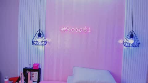 SusanaBell  online show from April 25, 10:07 pm