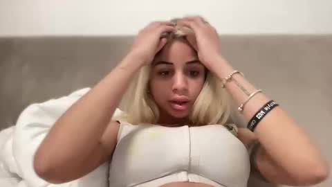 susan online show from February 17, 4:12 am