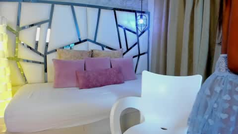susanna_cute online show from April 13, 6:52 pm