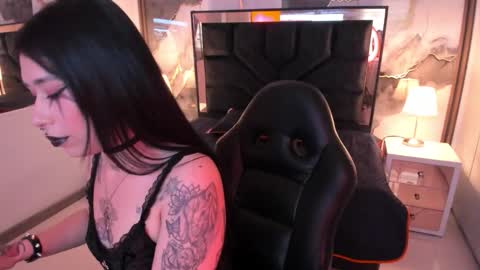 susanvilla online show from March 4, 8:15 pm