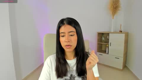 Sussan Monroe online show from February 4, 7:22 am