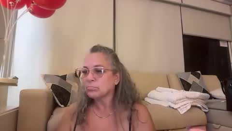 Sussy  online show from May 29, 5:16 am