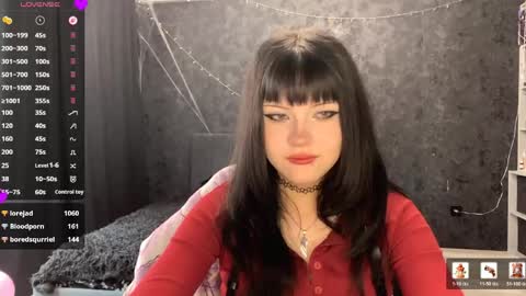 EmilySuonn online show from May 20, 6:32 am