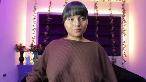 sweet ana  online show from July 7, 8:18 am