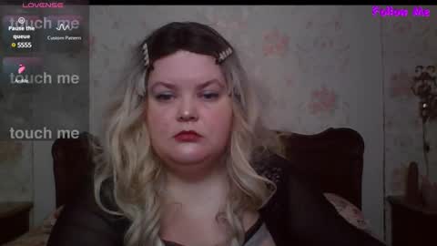 sweet69girl69 online show from February 18, 9:09 pm