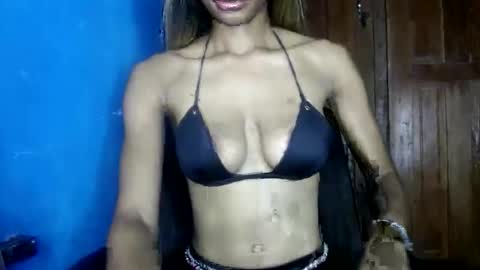 ceecee online show from April 14, 9:59 pm