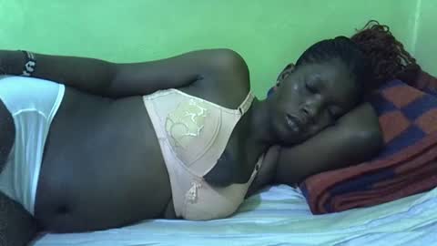 sweet_cherie1 online show from April 13, 8:04 am