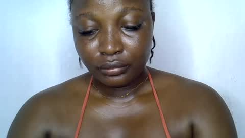 cute girl online show from August 7, 4:25 pm