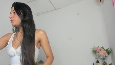 sweet_litle online show from March 29, 3:27 am