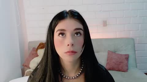 Sweet  Mia online show from July 3, 5:08 pm